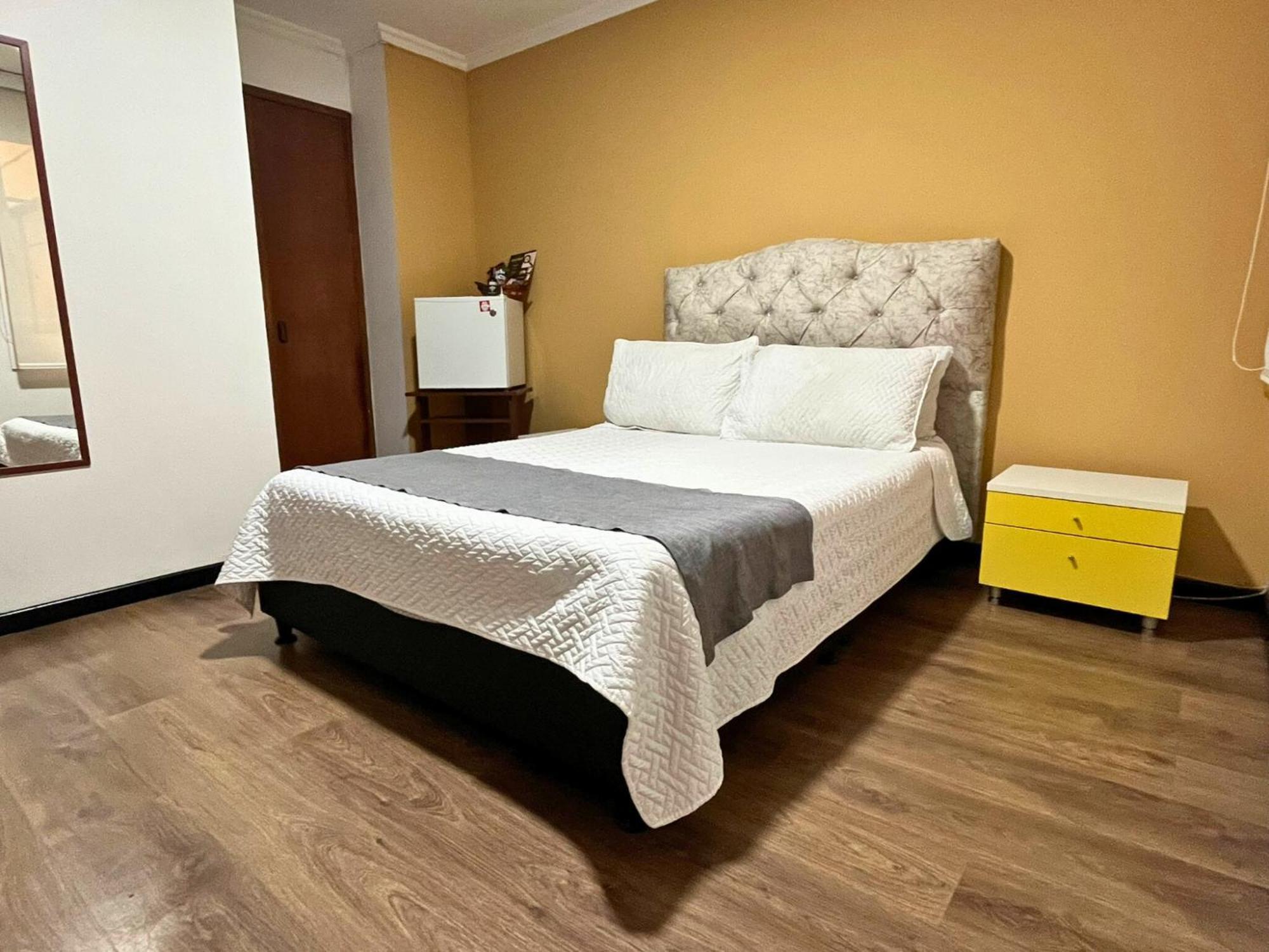 Hotel Titas House Bogotá Esterno foto